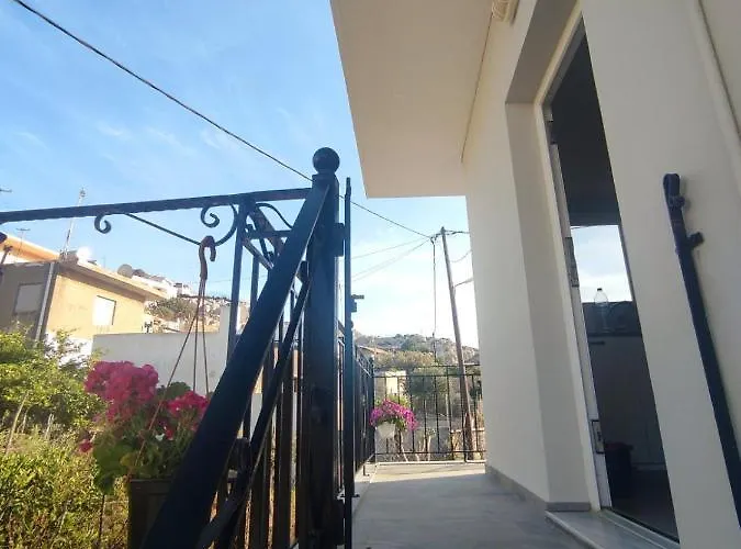 Nesea 2 Pserimos Town